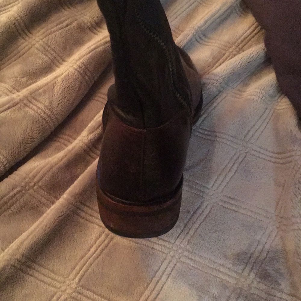 Tall boot - Picture 3 of 5